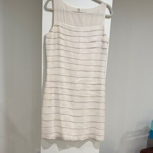 Ann Taylor sleeveless silk dress size 10. Excellent condition.